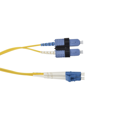 Jumper de Fibra Óptica Monomodo (OS2), XGLO, Riser, LC/UPC-SC/UPC Duplex, OFNR, Color Amarillo, 1 Metro (3.28 Pies)
