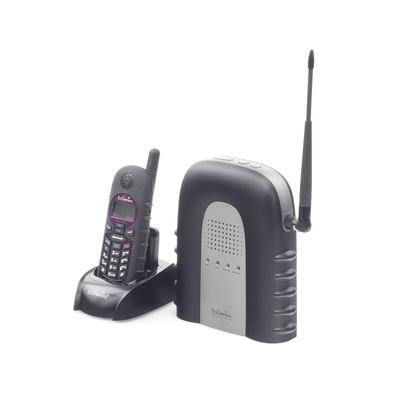 Sistema Telefónico IP de Largo Alcance / Hasta 23000 m² en Almacenes / Hasta 12 km² en Granjas o Ranchos / 12 Pisos de Penetración / Función de Radio de 2 Vías/ Hasta 10 cuentas SIP