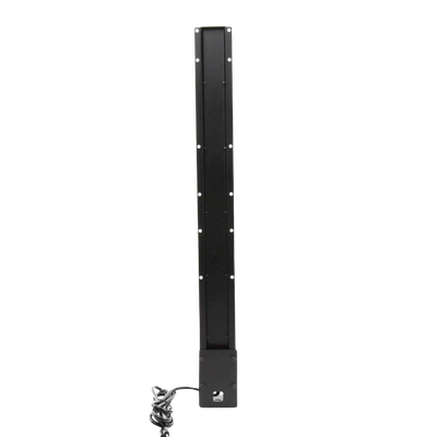 PDU Vertical de 10 Contactos (NEMA 5-15R). Volt. Ent./Sal.: 120Vca/15A compatible con Racks EIRL y EIQR.