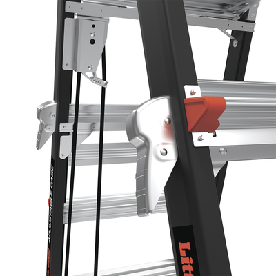 Escalera de Fibra de Vidrio con Jaula de 8'-14' (2.44 - 4.27 m). Con Ajuste en Ruedas (RATCHET™ Leveler) (SKU:18515-817).