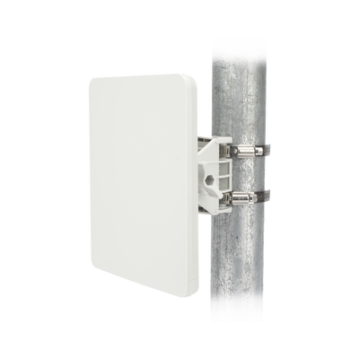1 Gbps de capacidad / Suscriptor en 5 GHz / Force 4518 / 5 GHz / Antena Panel 18 dBi / Canales 20-40-80 MHz / MIMO 2x2 para una comunicación sin intermitencia / IP55 / PoE Incluido / Garantía 3 Años / (C050940C131A)