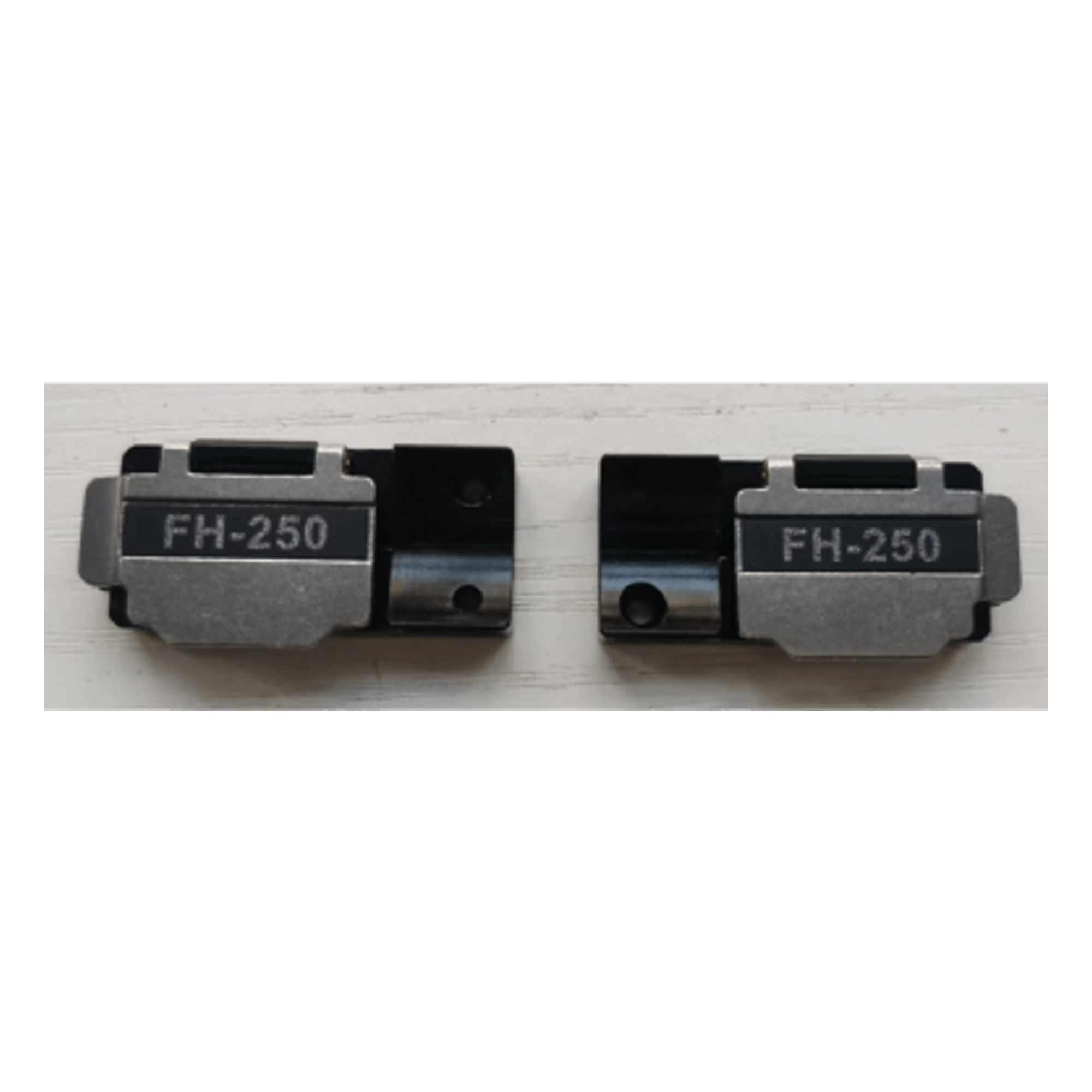 Par de Holders para Fibra Óptica 250 Micras para Fusionadora LinkedPRO LP-FS-PRO-X6 — LINKEDPRO BY EPCOM · SKU LP-FH-250